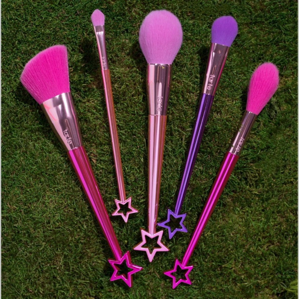 Tarte makeup brush pretty things & fairy wings 🌸